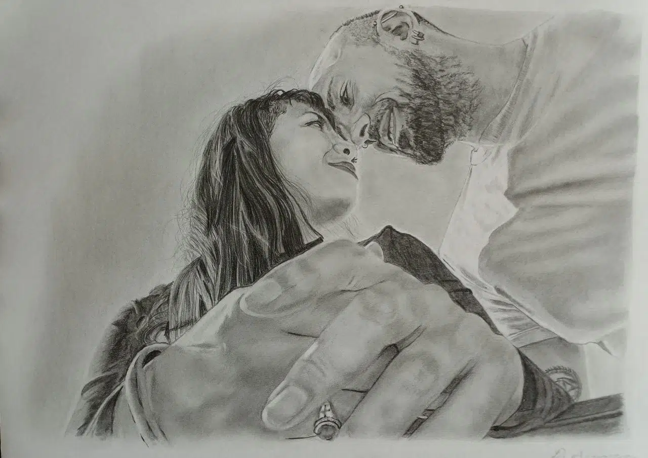 Retrato a lápiz de una pareja en un momento íntimo, él inclinado sobre ella a punto de besarla